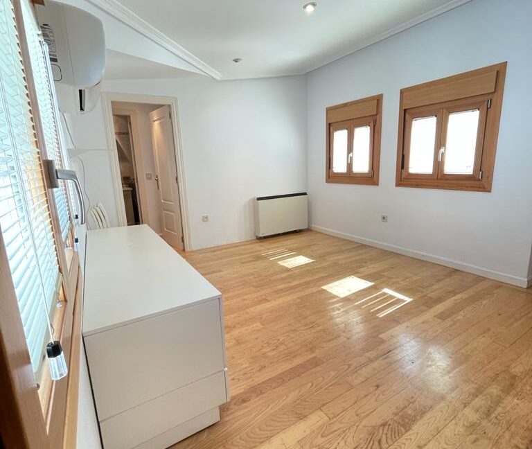 PHOTO-2021-05-06-17-16-45