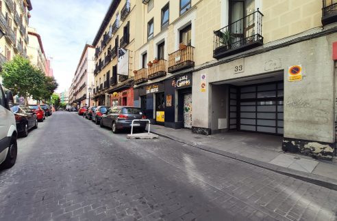 Alquiler Plaza de Garaje - Calle Manuela Malasaña - Madrid Centro