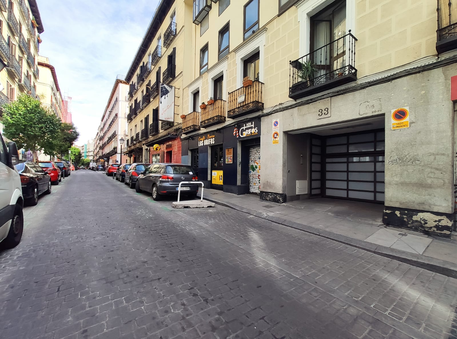 Alquiler Plaza de Garaje en Calle Manuela Malasaña – Madrid Centro